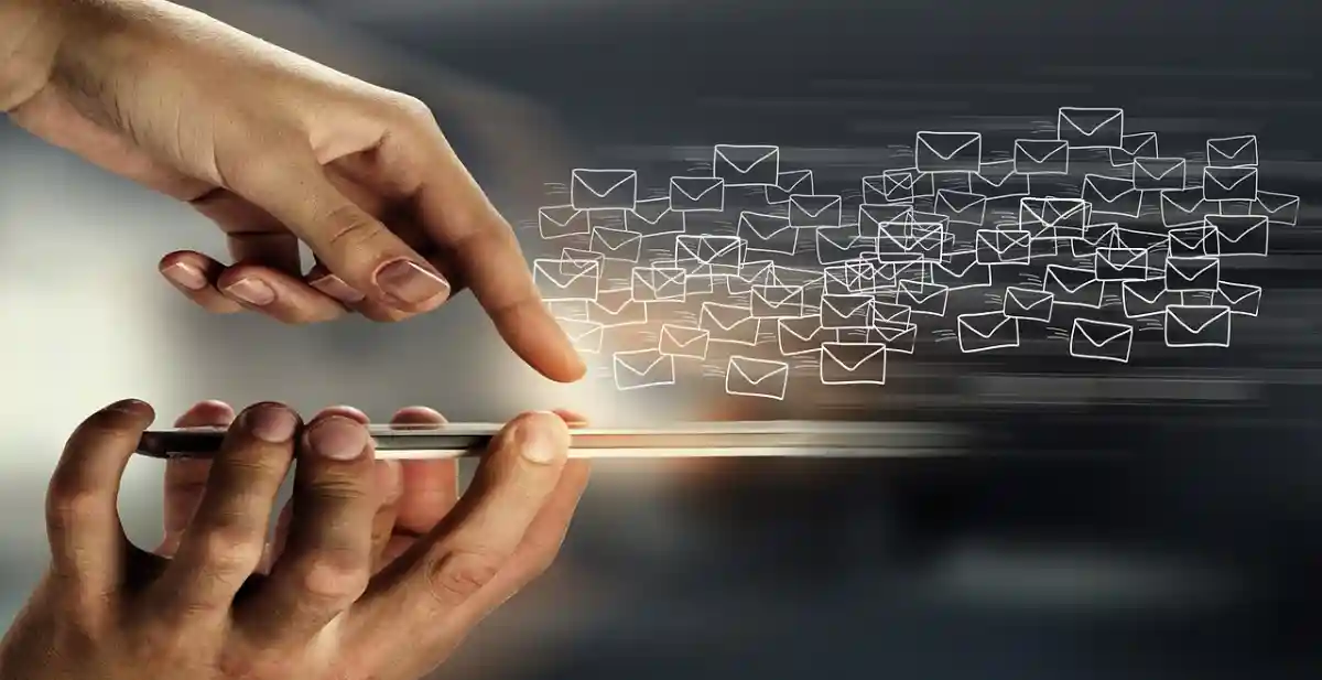 How Senoramail Revolutionizes Email Management